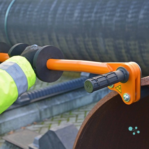 pipe roller in use distribution europe